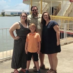 Meet your Posher, Wesley